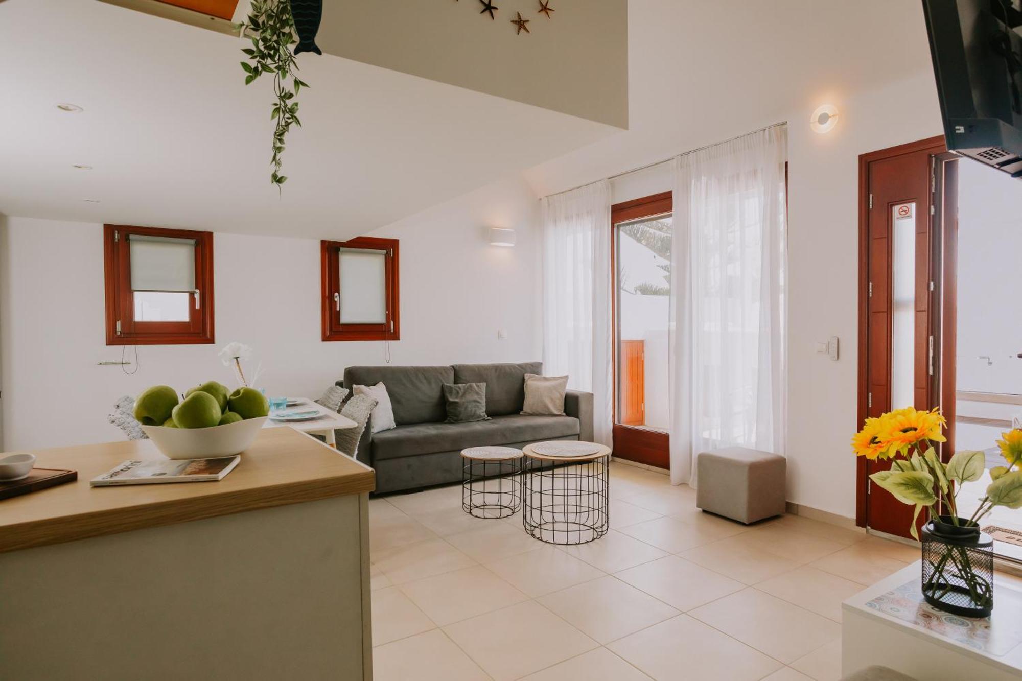 Sun Stories Suites Vóthon Zewnętrze zdjęcie