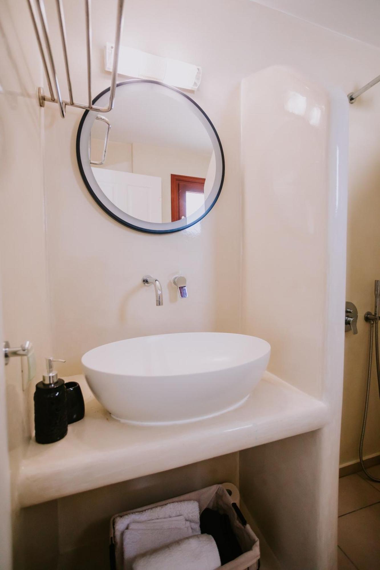 Sun Stories Suites Vóthon Zewnętrze zdjęcie
