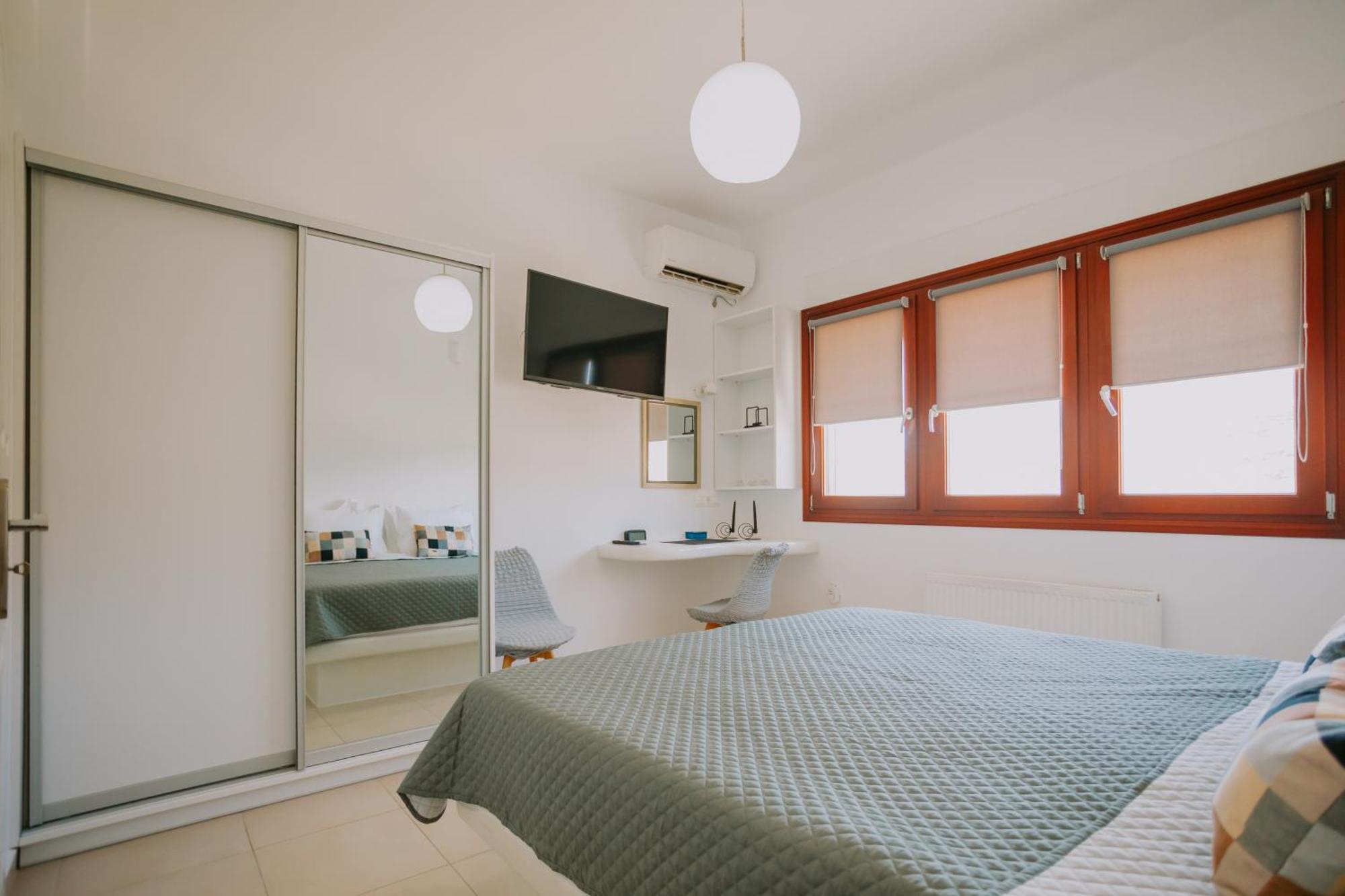 Sun Stories Suites Vóthon Zewnętrze zdjęcie
