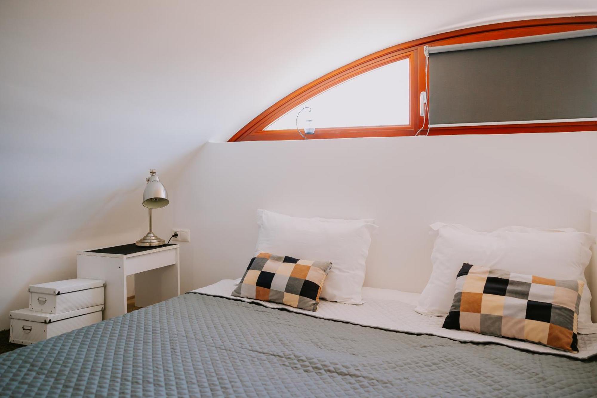 Sun Stories Suites Vóthon Zewnętrze zdjęcie