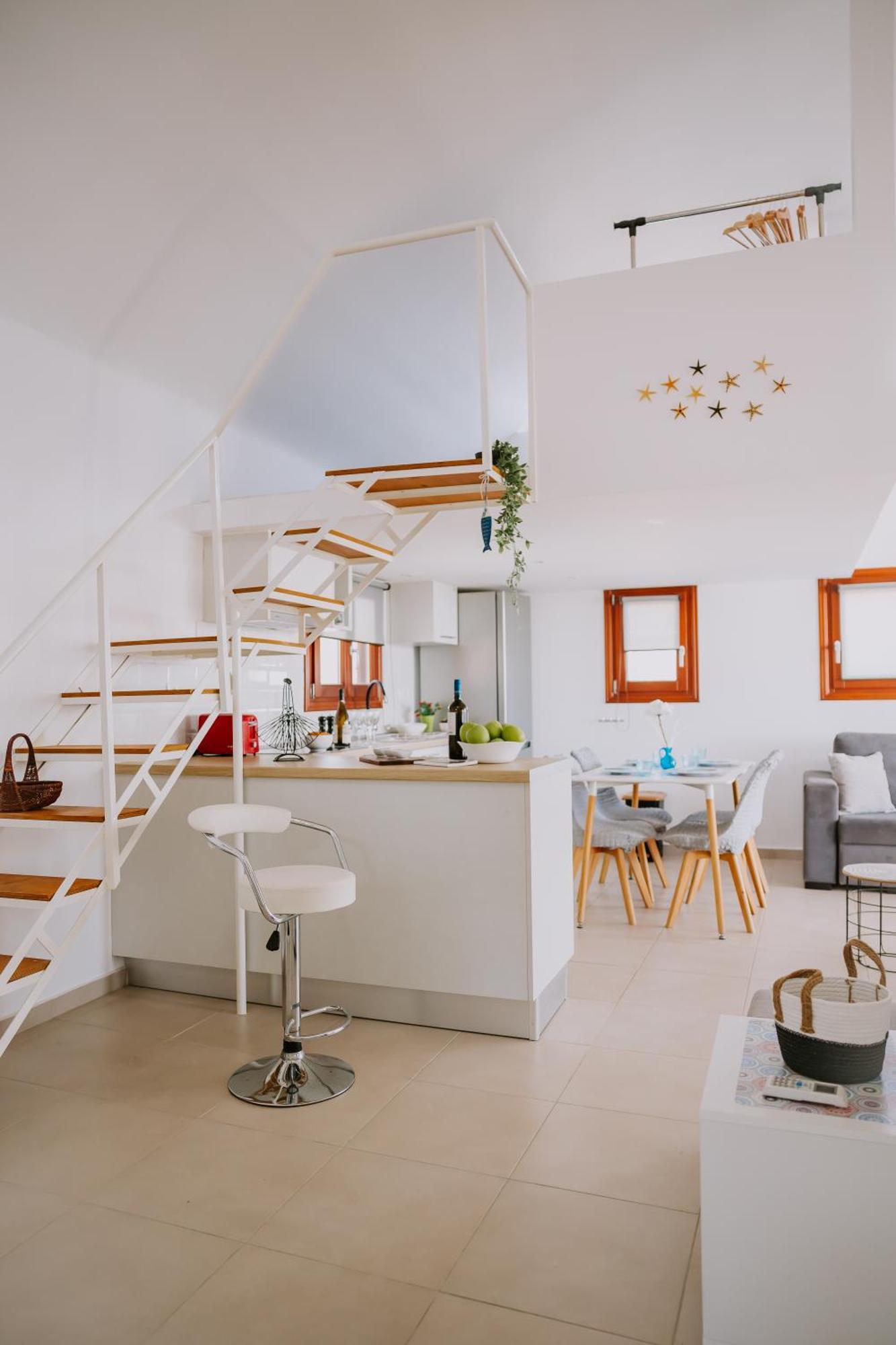Sun Stories Suites Vóthon Zewnętrze zdjęcie