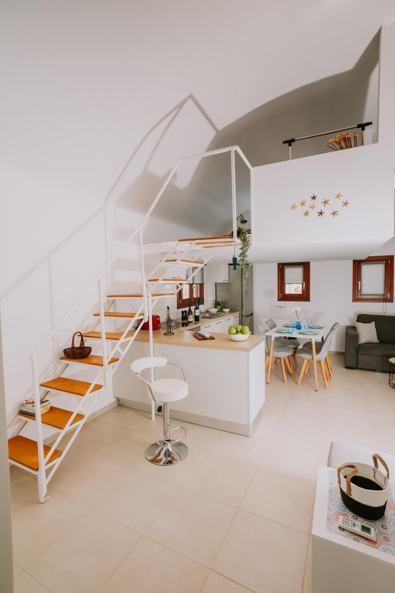Sun Stories Suites Vóthon Zewnętrze zdjęcie